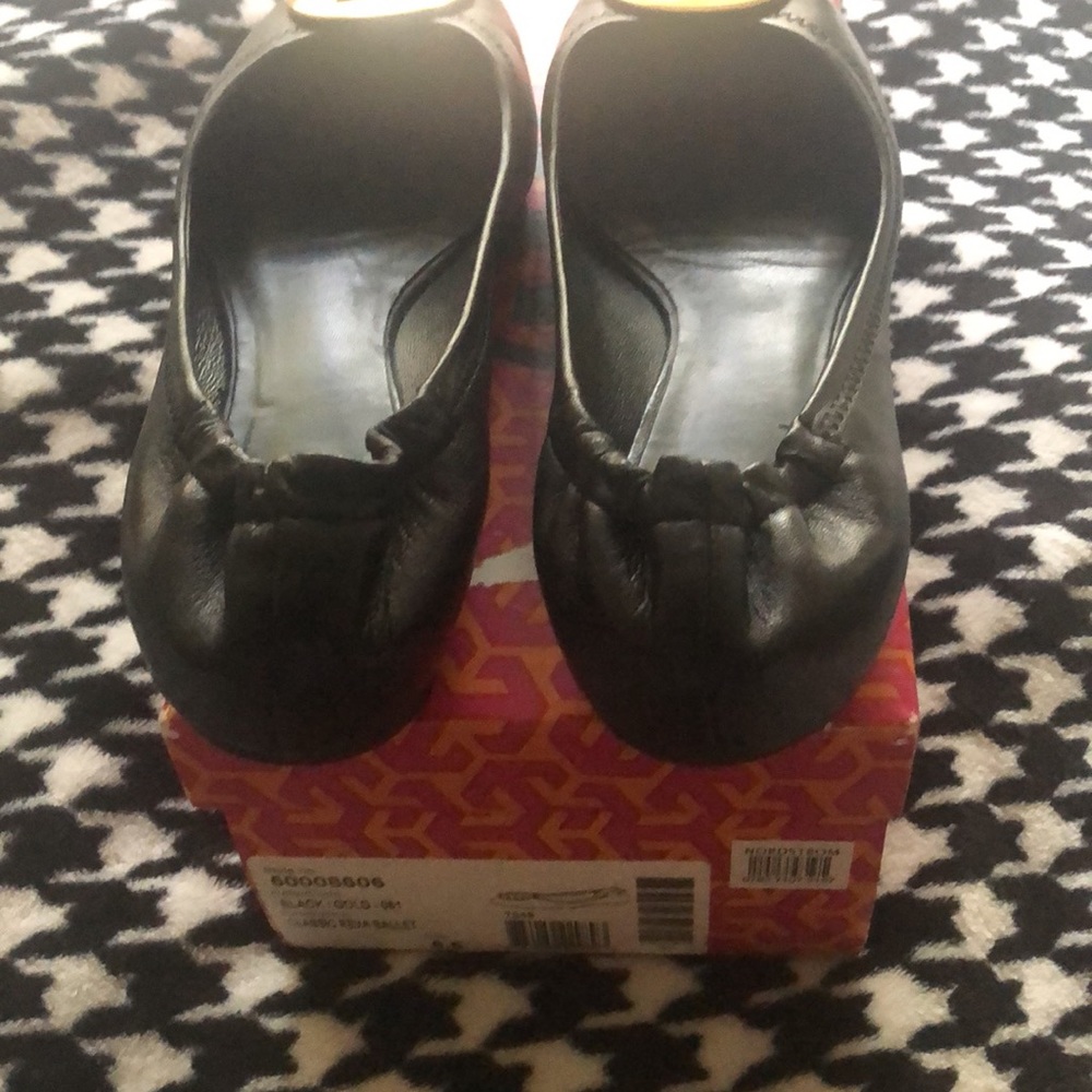 Tory Burch - Picture 2 of 5